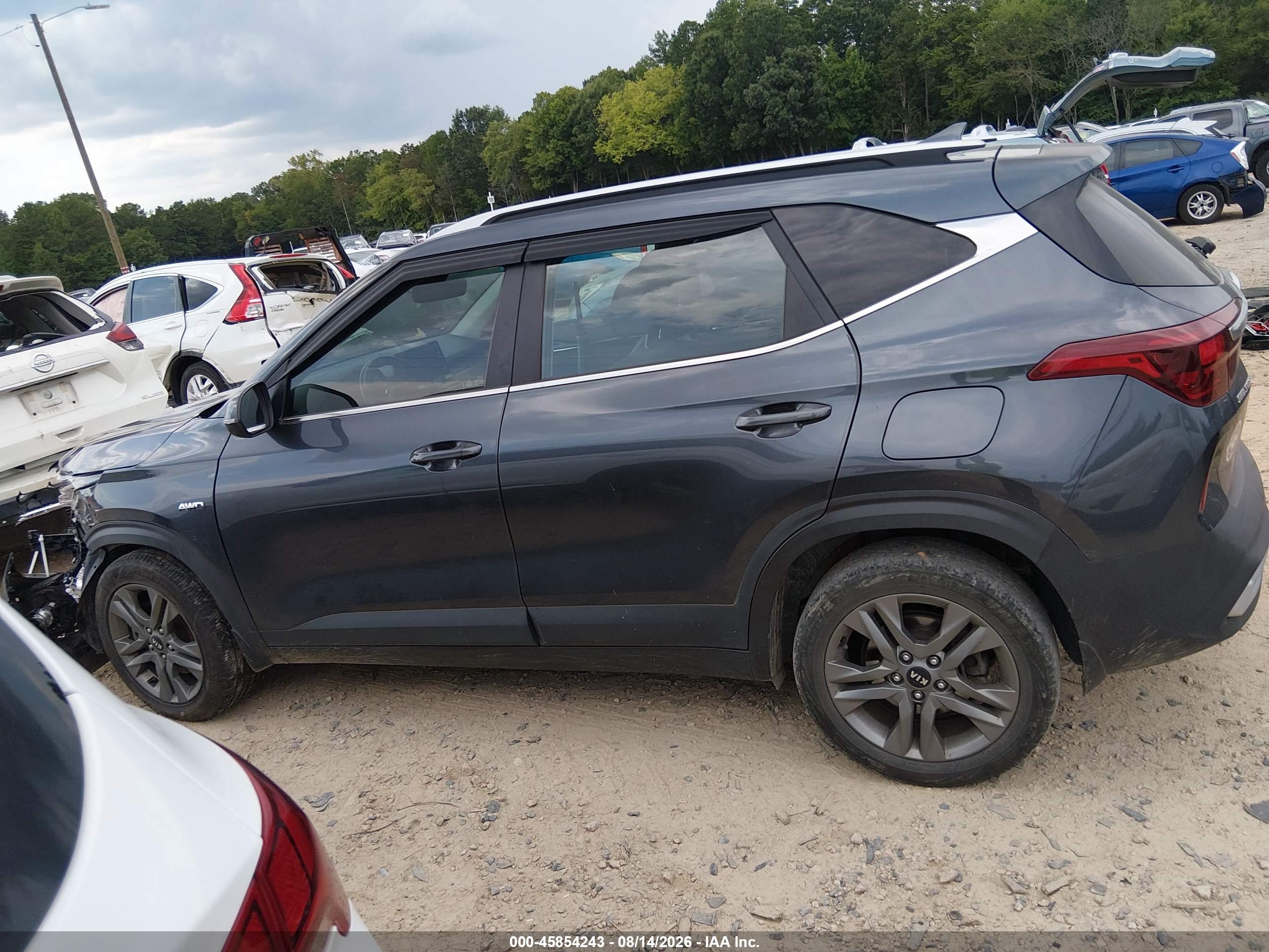 2021 KIA SELTOS S