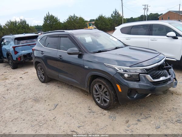 2021 KIA SELTOS S