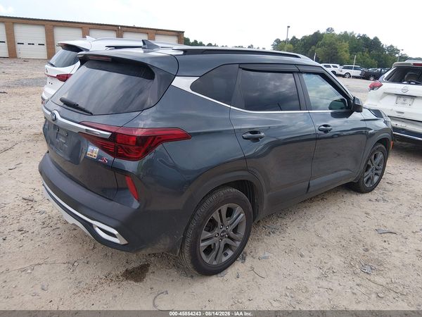 2021 KIA SELTOS S