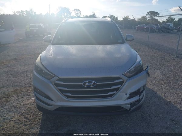 2017 HYUNDAI TUCSON SE PLUS