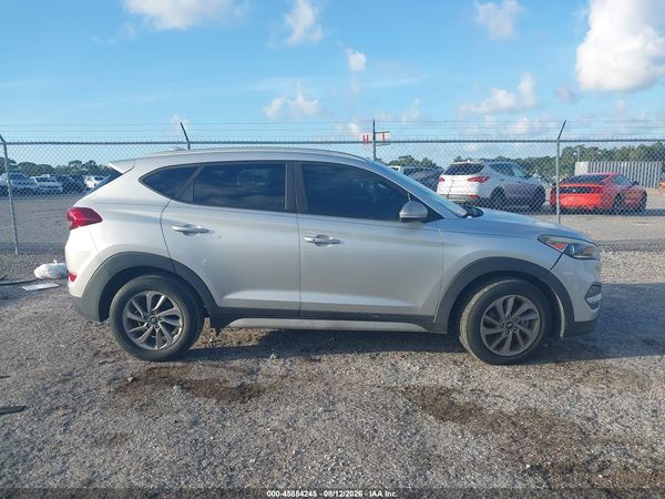 2017 HYUNDAI TUCSON SE PLUS