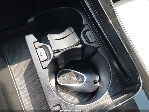 2024 MERCEDES-BENZ C 300