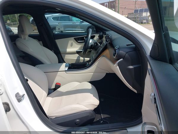 2024 MERCEDES-BENZ C 300