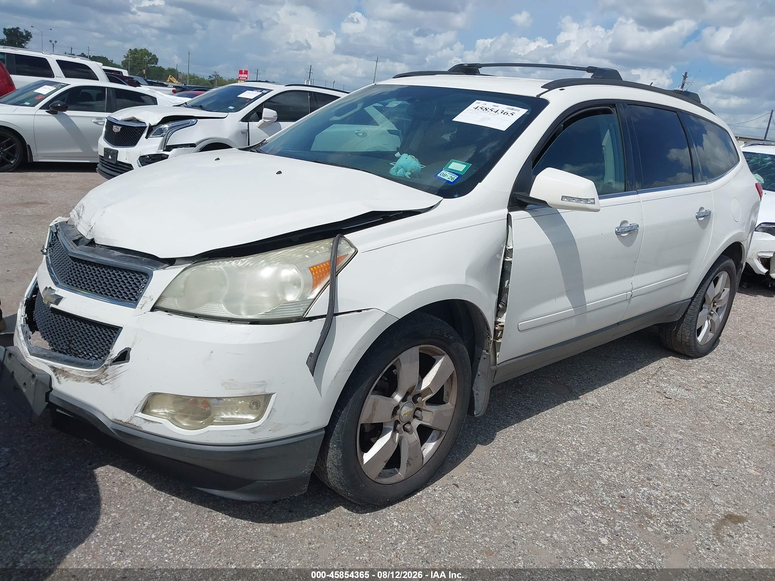 2012 CHEVROLET TRAVERSE LT W/1LT — I2