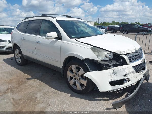 2012 CHEVROLET TRAVERSE LT W/1LT — I1
