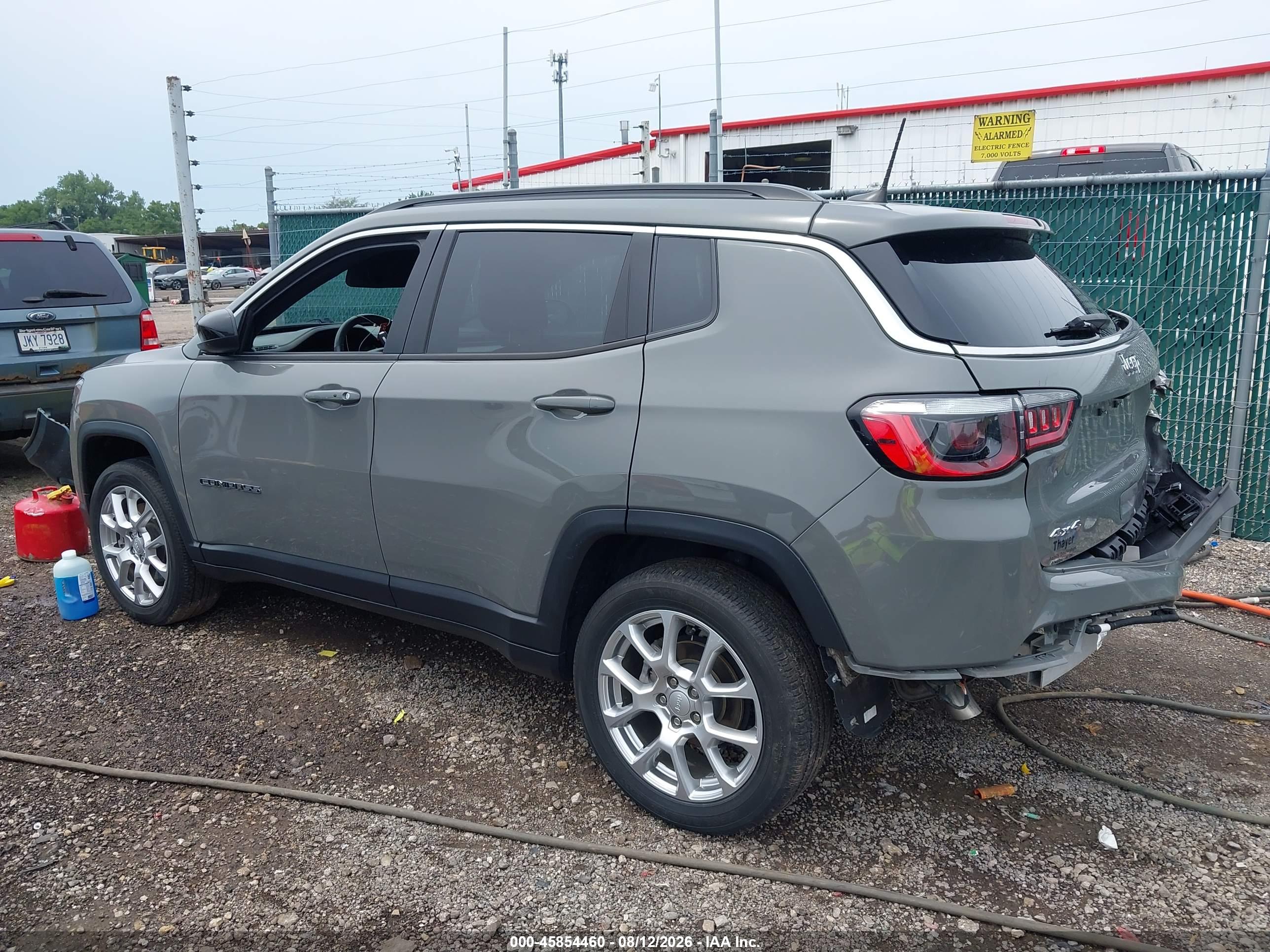 2023 JEEP COMPASS LATITUDE LUX FWD