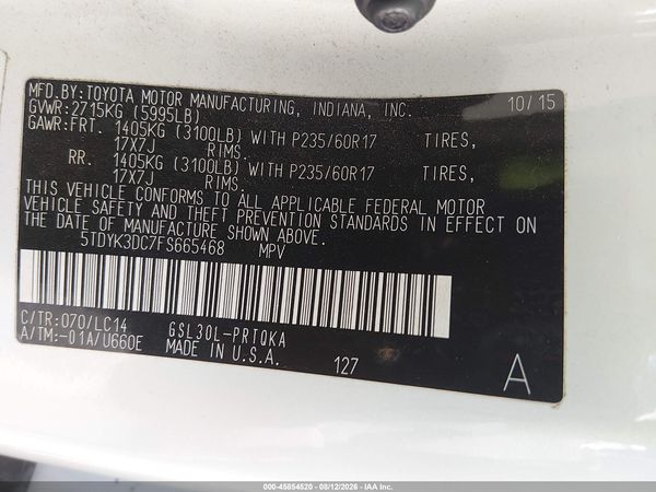 2015 TOYOTA SIENNA XLE PREMIUM 8 PASSENGER — I9