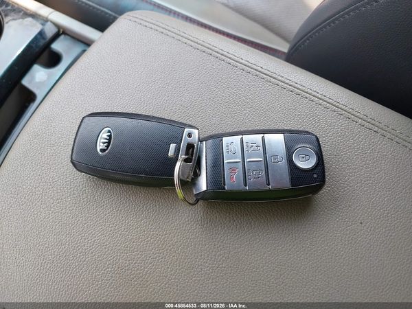 2016 KIA SEDONA EX