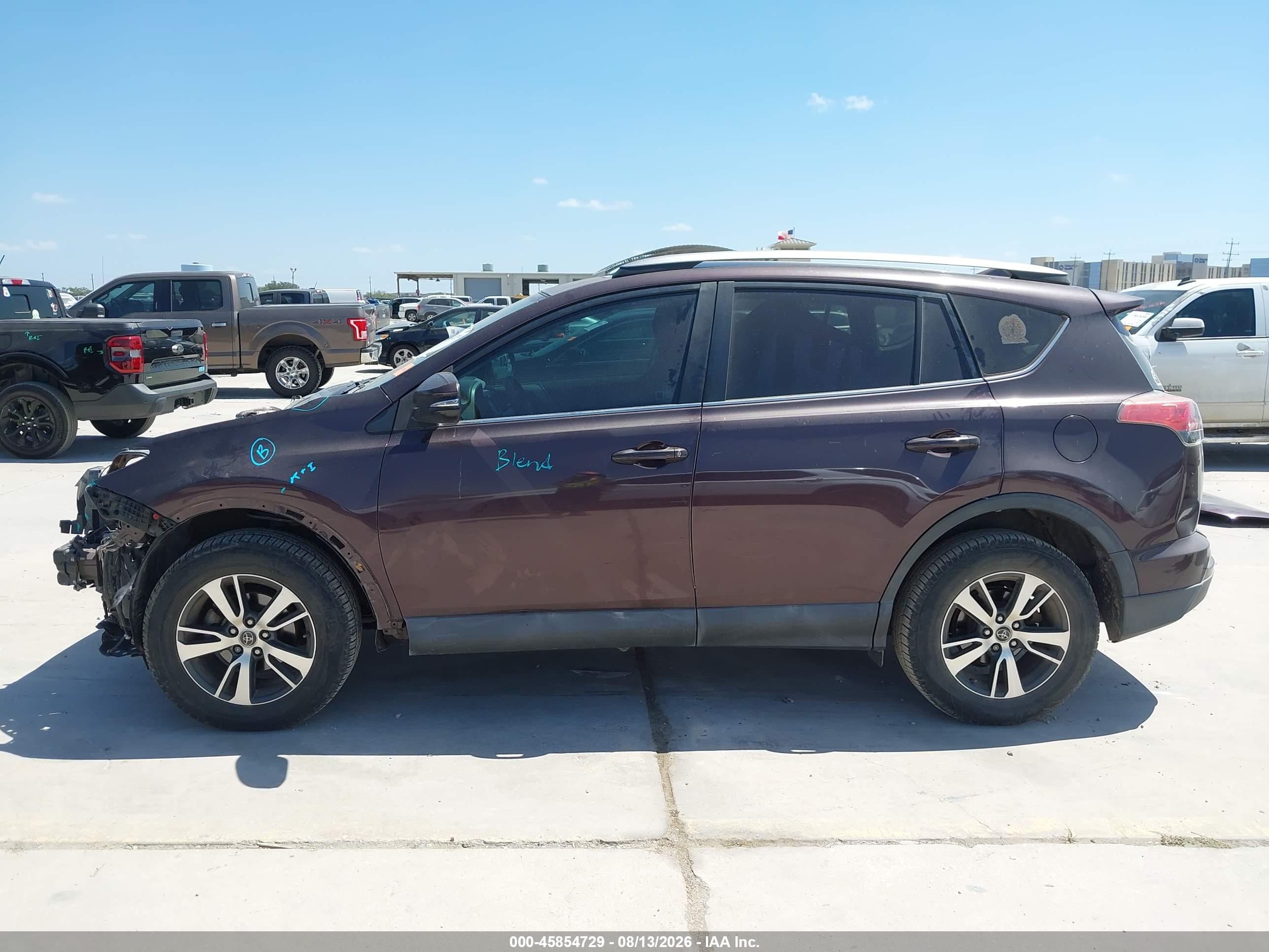 2017 TOYOTA RAV4 XLE