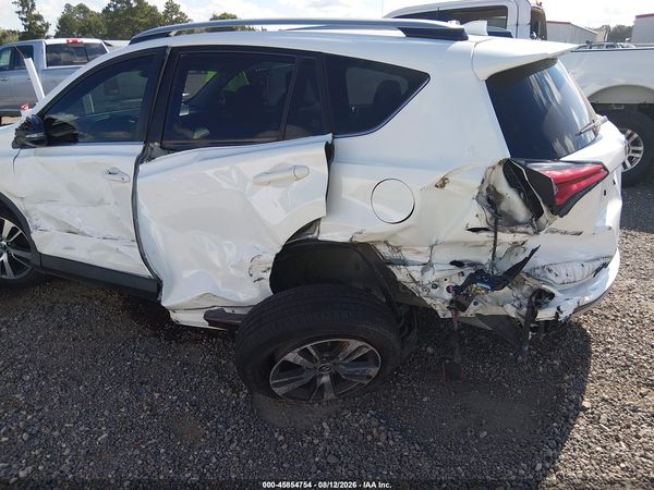 2018 TOYOTA RAV4 XLE