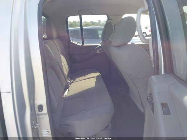 2018 NISSAN FRONTIER SV