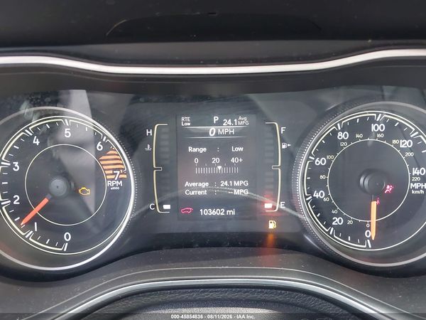 2019 JEEP CHEROKEE LATITUDE FWD