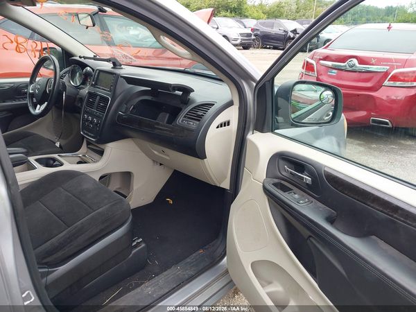 2013 DODGE GRAND CARAVAN SXT — I5