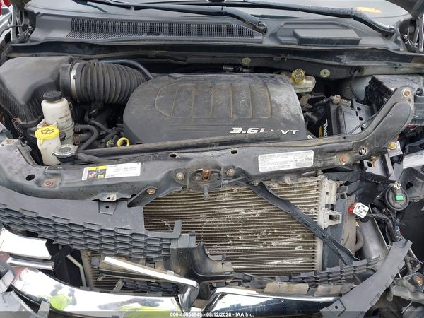 2013 DODGE GRAND CARAVAN SXT — I10