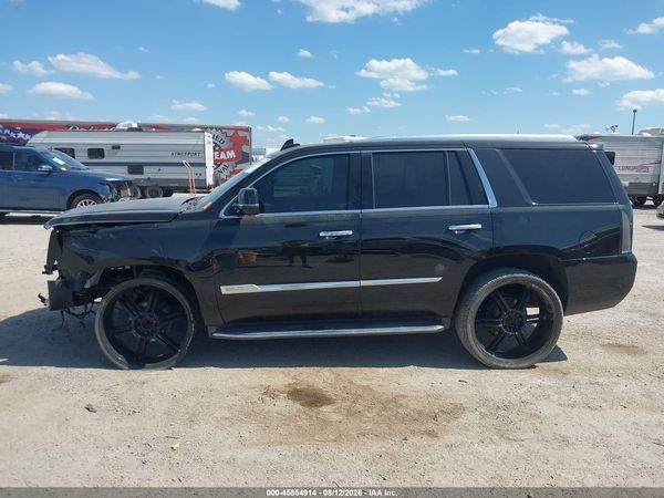 2017 CADILLAC ESCALADE LUXURY