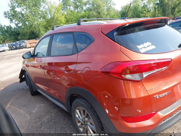 2017 HYUNDAI TUCSON SE