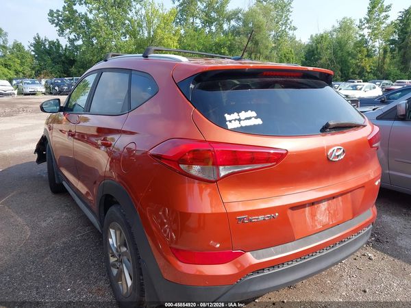 2017 HYUNDAI TUCSON SE