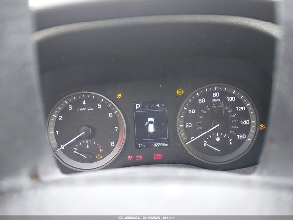2017 HYUNDAI TUCSON SE