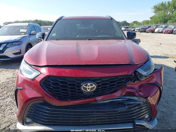 2021 TOYOTA HIGHLANDER XSE