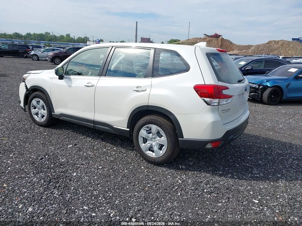 2022 SUBARU FORESTER Base — I3