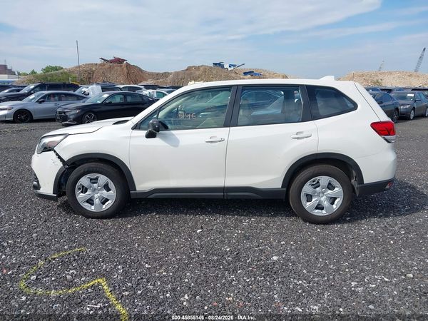 2022 SUBARU FORESTER Base — I117