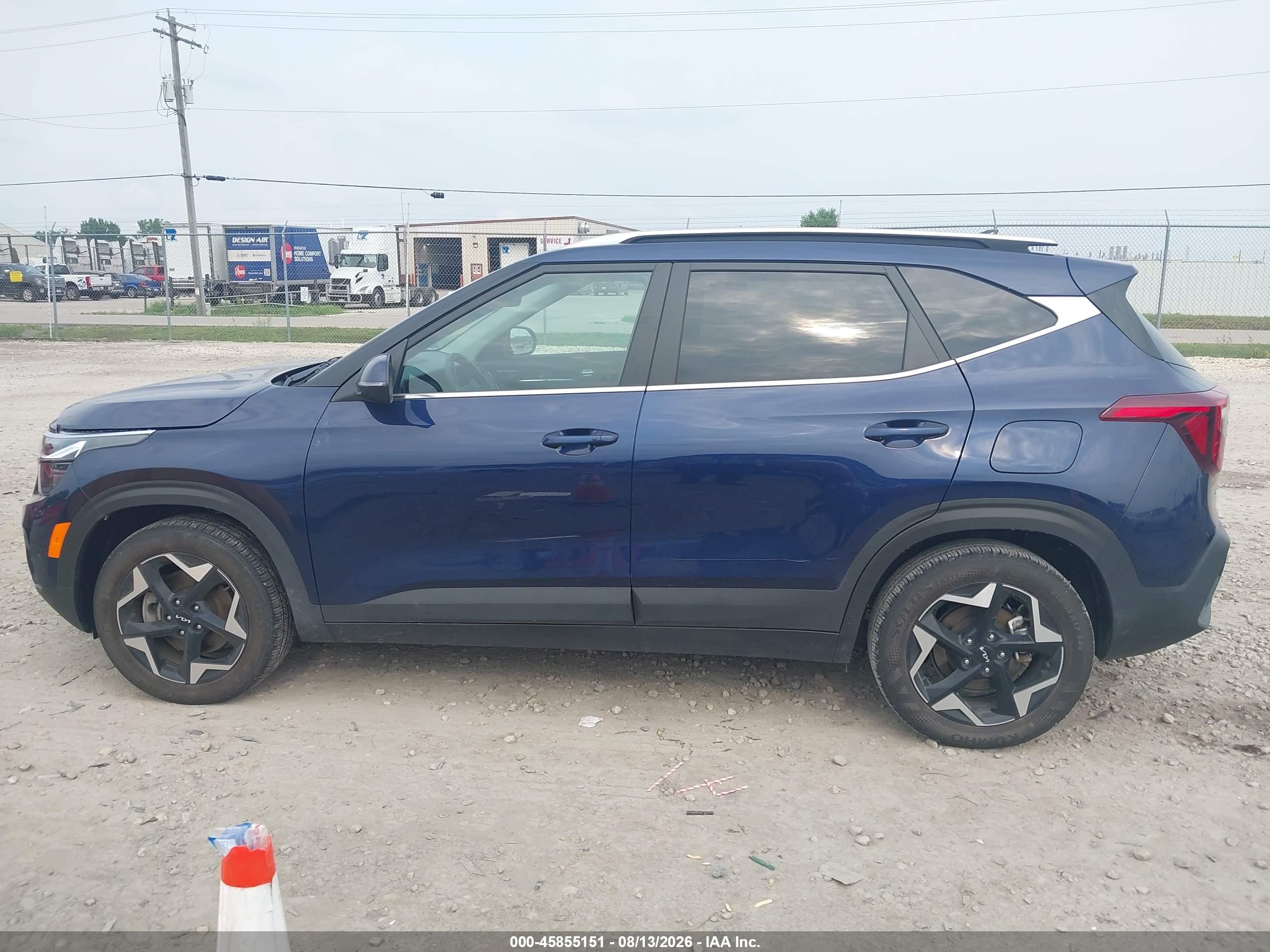 2024 KIA SELTOS EX