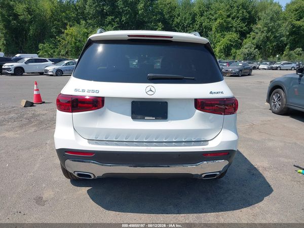 2025 MERCEDES-BENZ GLB 250 4MATIC