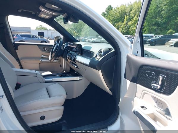 2025 MERCEDES-BENZ GLB 250 4MATIC