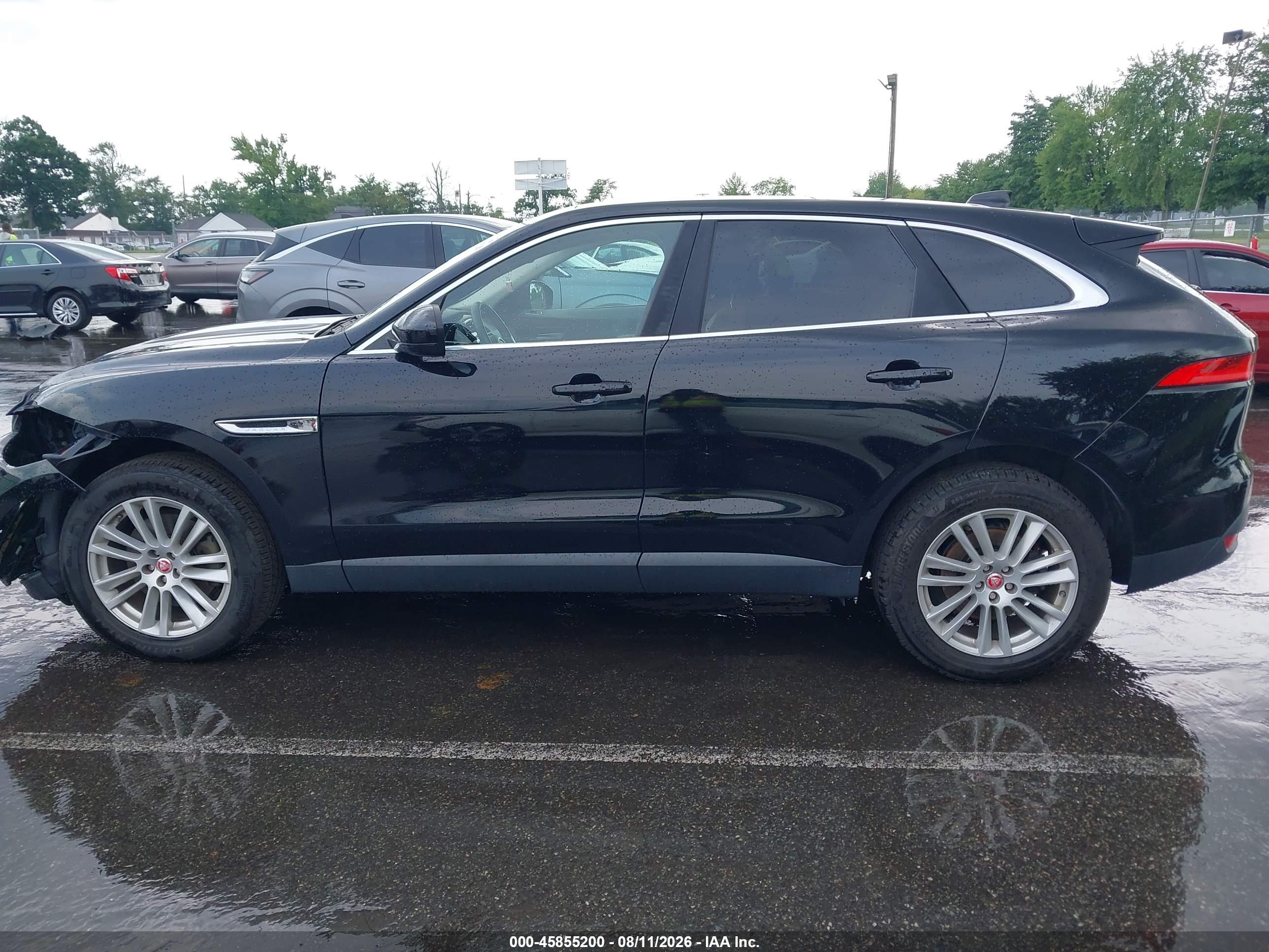 2019 JAGUAR F-PACE