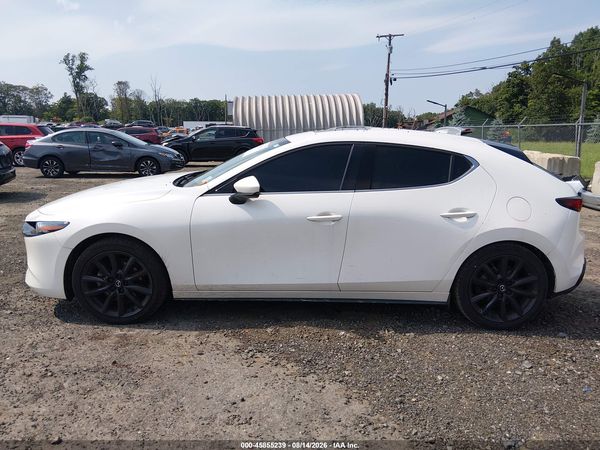 2022 MAZDA MAZDA3 PREMIUM