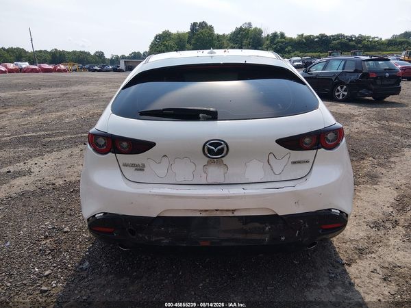2022 MAZDA MAZDA3 PREMIUM