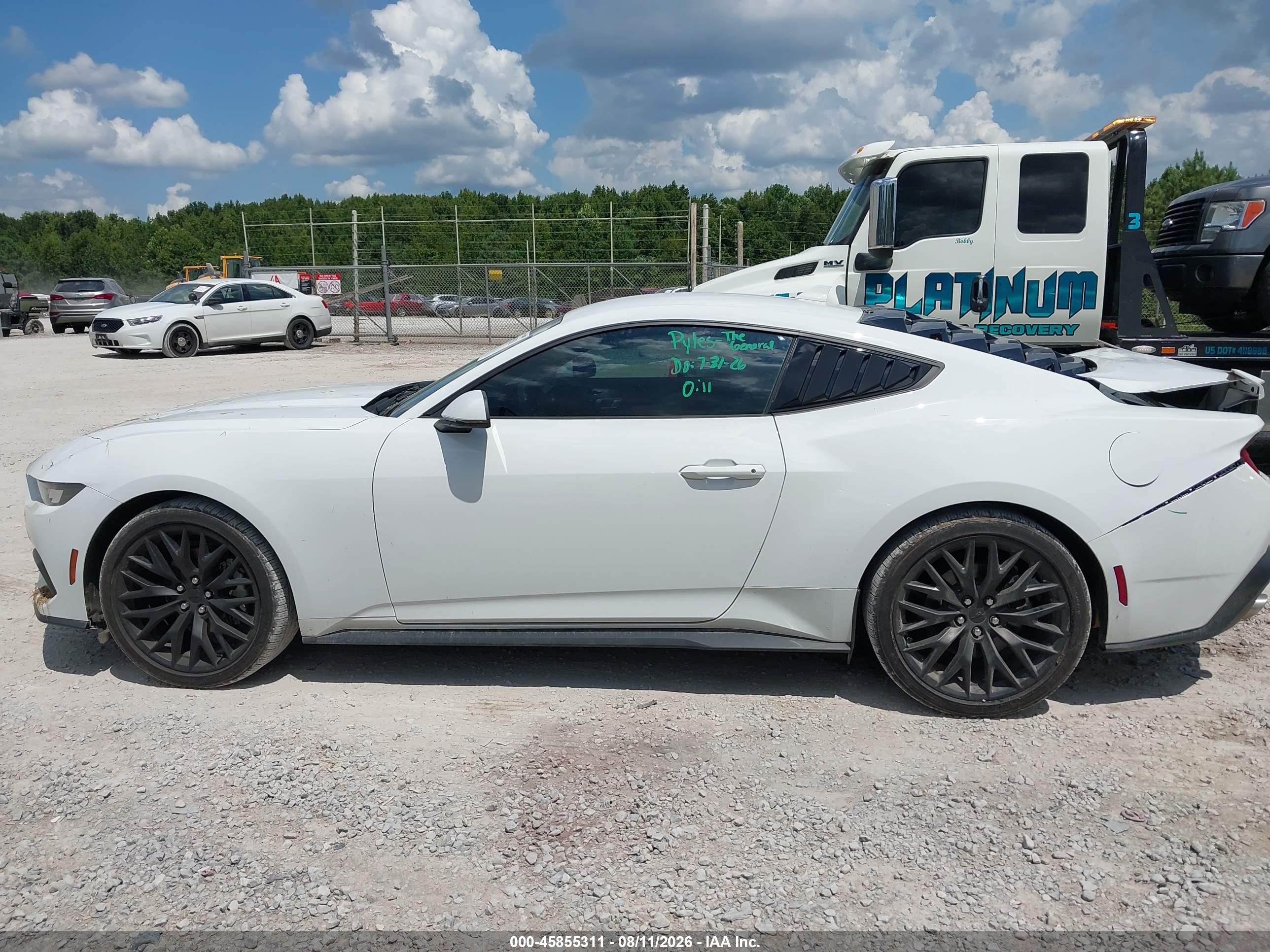 2024 FORD MUSTANG