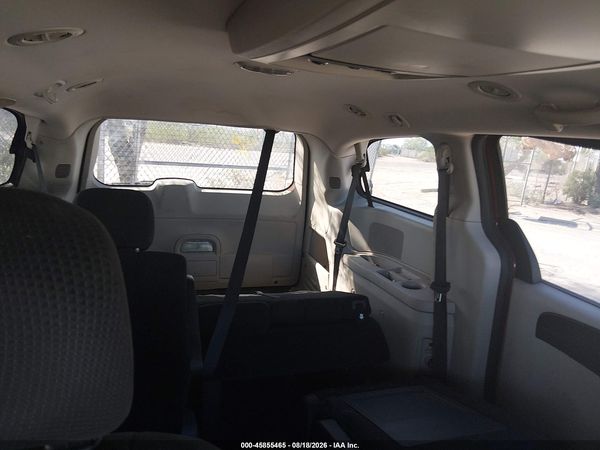 2016 DODGE GRAND CARAVAN SE — I8