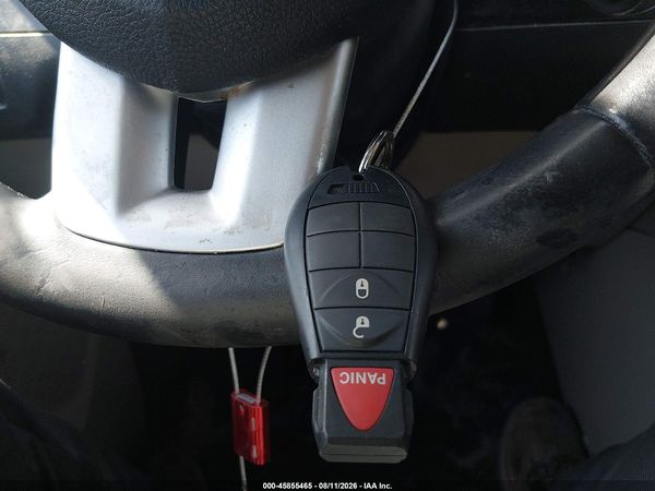 2016 DODGE GRAND CARAVAN SE — I11