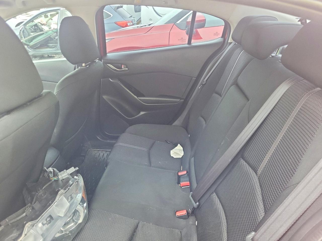 2018 MAZDA 3 Touring
