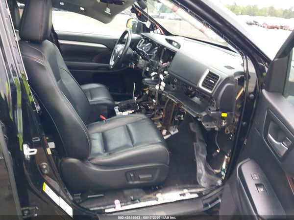 2017 TOYOTA HIGHLANDER XLE