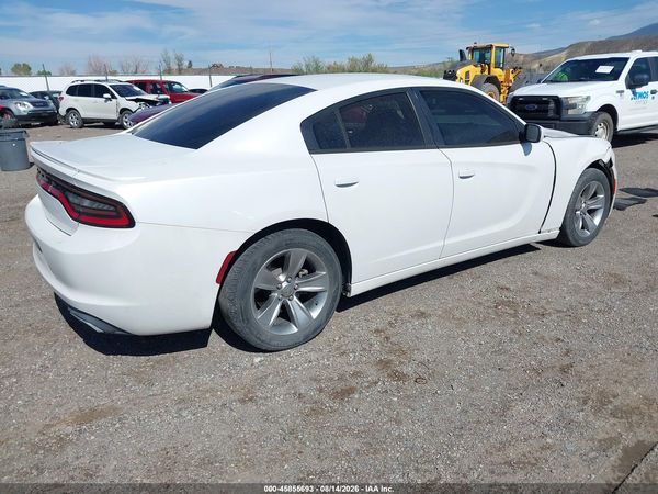 2016 DODGE CHARGER SE