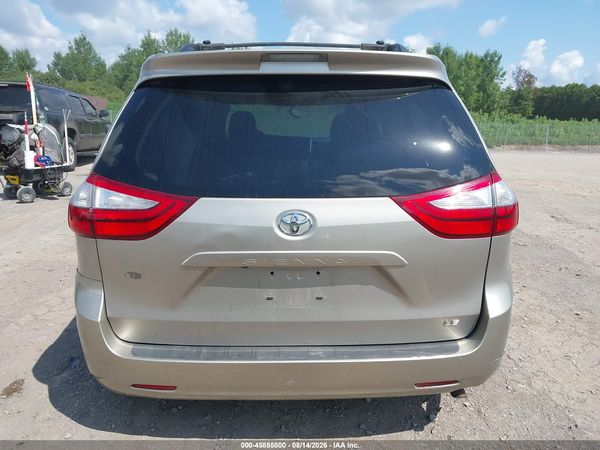 2015 TOYOTA SIENNA LE 8 PASSENGER
