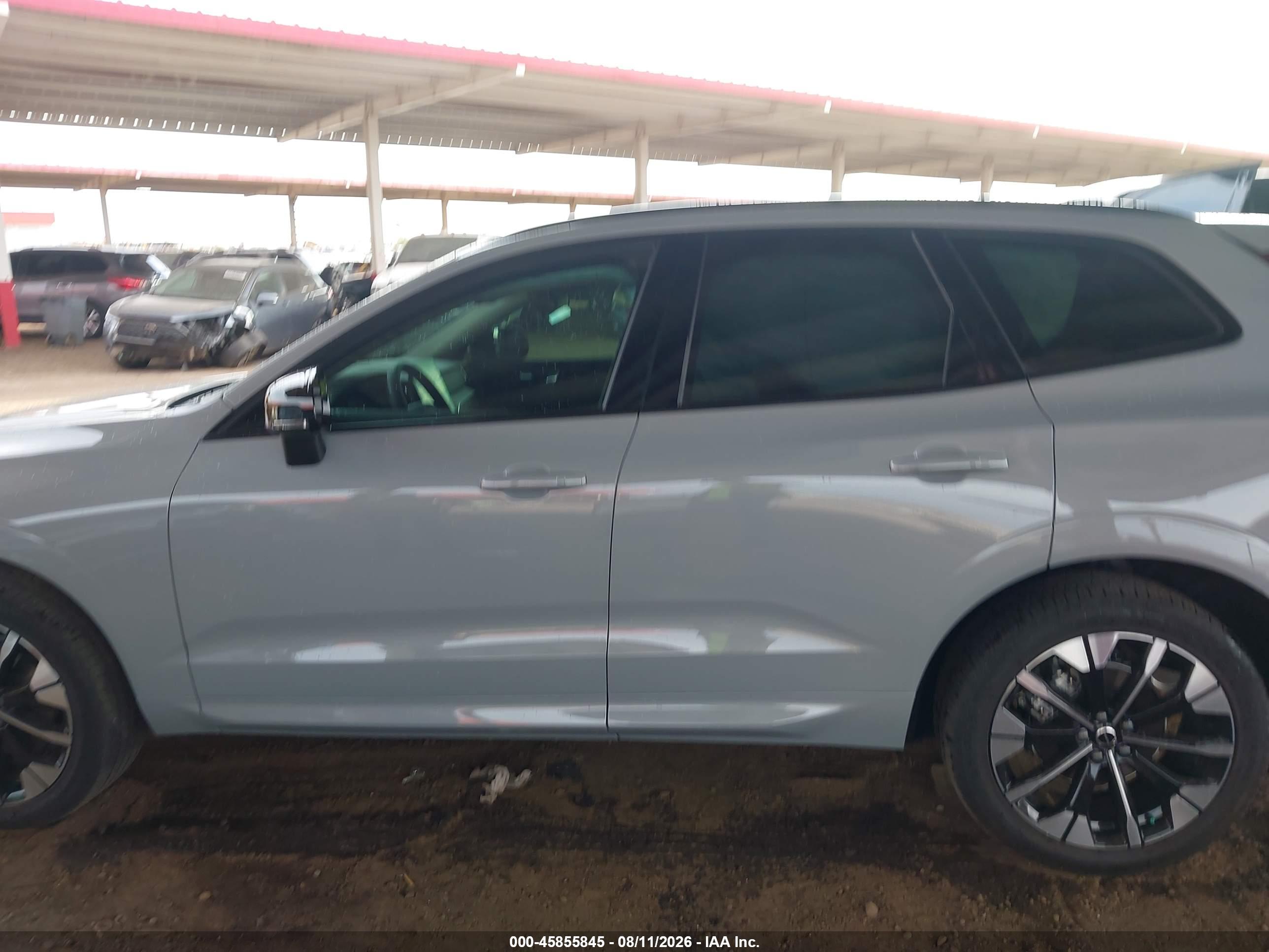 2026 VOLVO XC60 B5 PLUS