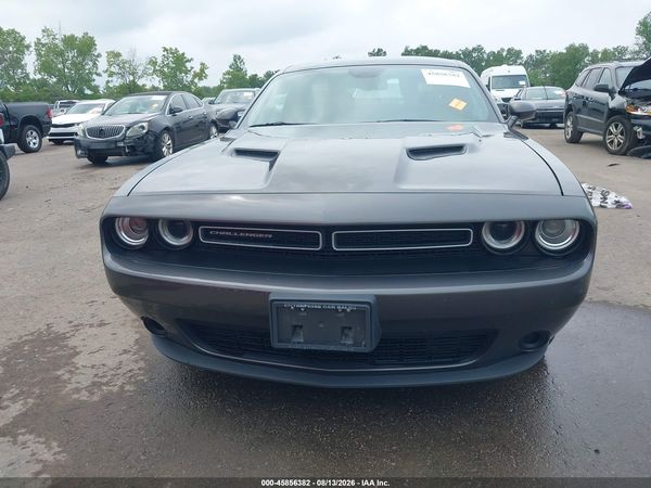 2018 DODGE CHALLENGER SXT
