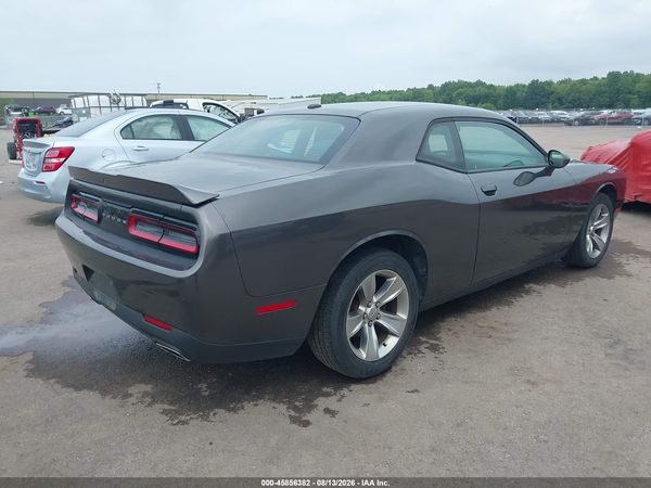 2018 DODGE CHALLENGER SXT