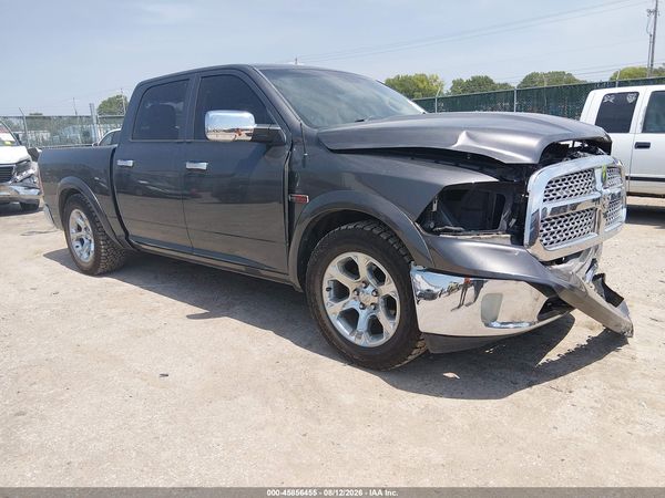 2017 RAM 1500 LARAMIE  4X4 5'7 BOX