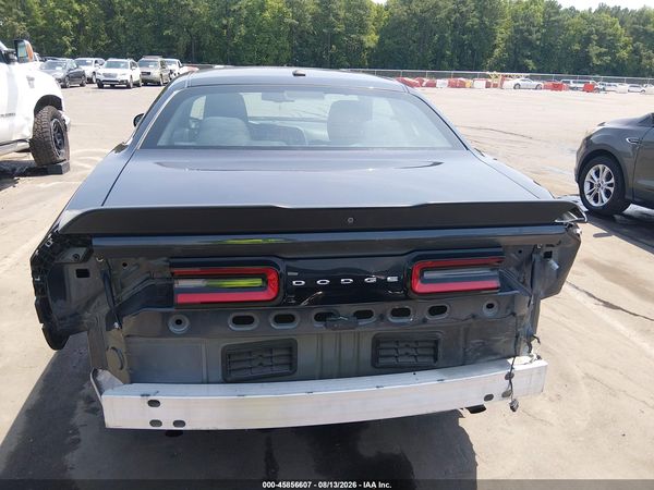 2019 DODGE CHALLENGER SXT