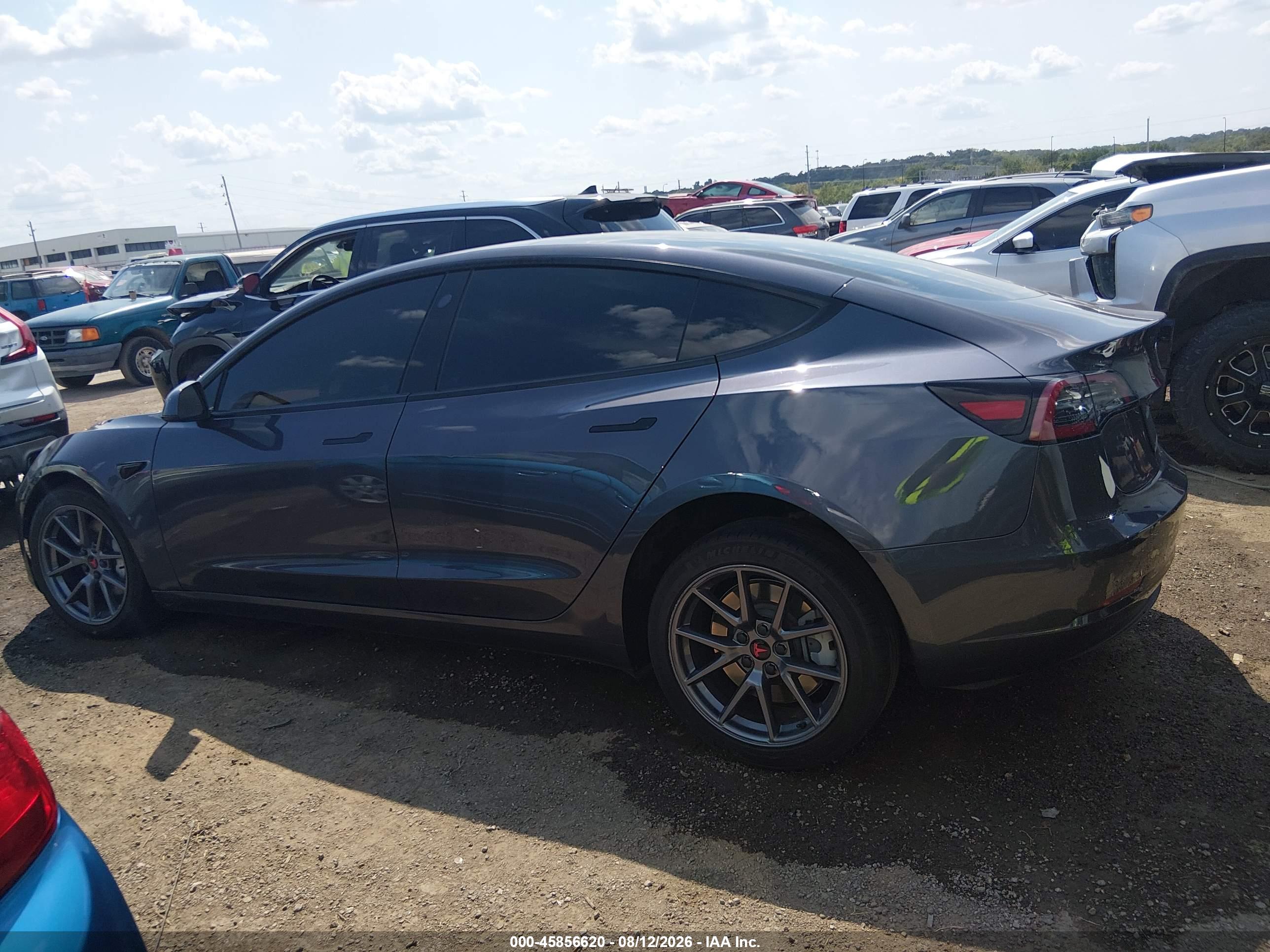2023 TESLA MODEL 3