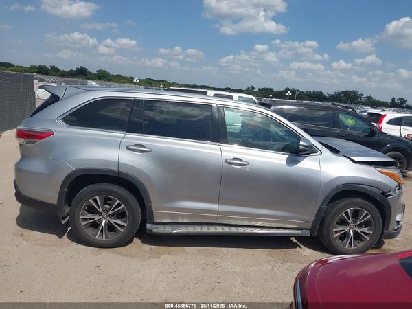 2016 TOYOTA HIGHLANDER XLE V6