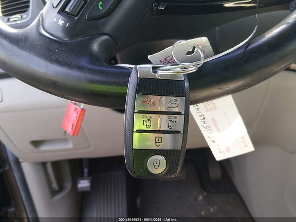 2017 KIA SEDONA LX