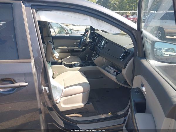 2016 KIA SEDONA LX
