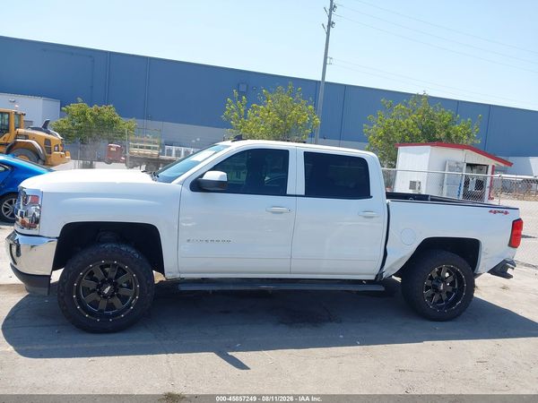 2017 CHEVROLET SILVERADO 1500 LT — I117