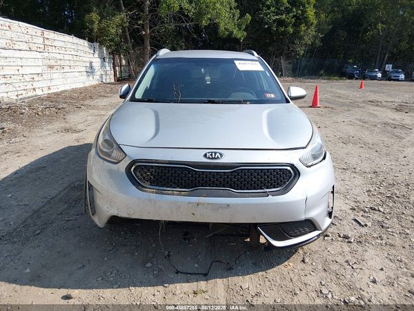 2018 KIA NIRO LX