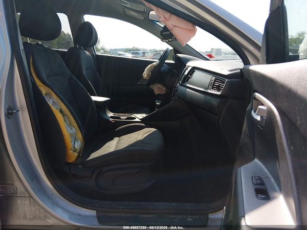 2018 KIA NIRO LX
